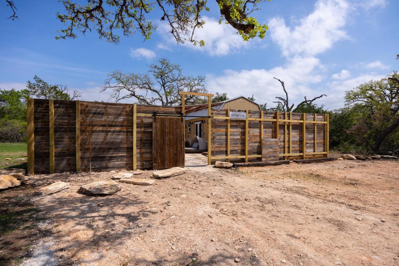 Romantic Tiny Luxury Retreat W Heated Pool, Sauna N Outdoor Shower In Wimberley 10 Acres Villa Esterno foto