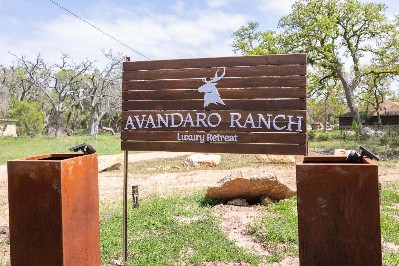 Romantic Tiny Luxury Retreat W Heated Pool, Sauna N Outdoor Shower In Wimberley 10 Acres Esterno foto