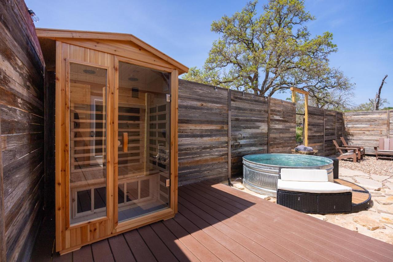 Romantic Tiny Luxury Retreat W Heated Pool, Sauna N Outdoor Shower In Wimberley 10 Acres Villa Esterno foto