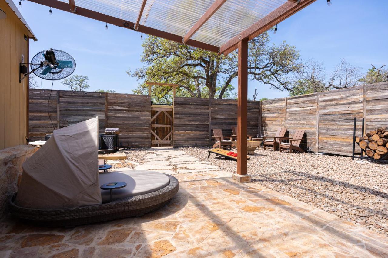 Romantic Tiny Luxury Retreat W Heated Pool, Sauna N Outdoor Shower In Wimberley 10 Acres Villa Esterno foto