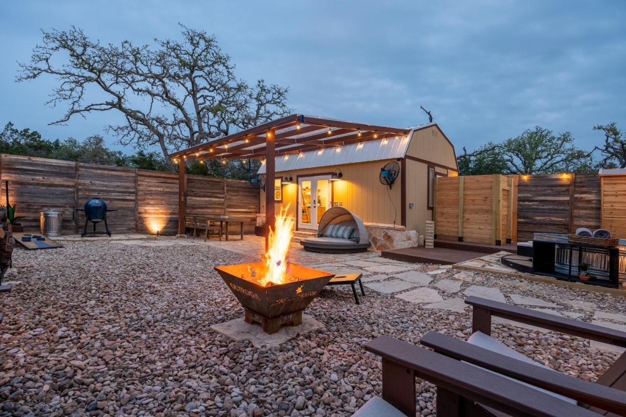 Romantic Tiny Luxury Retreat W Heated Pool, Sauna N Outdoor Shower In Wimberley 10 Acres Villa Esterno foto